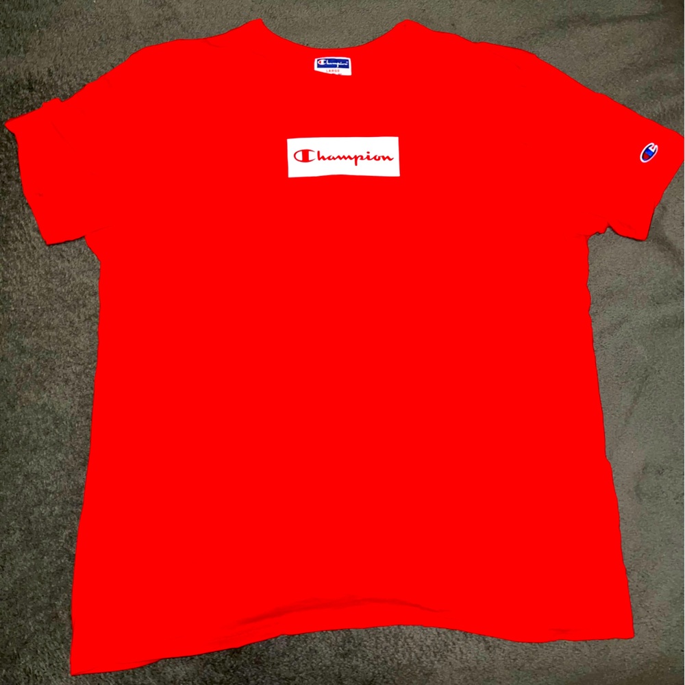 Champion men’s size large red T-shirt
